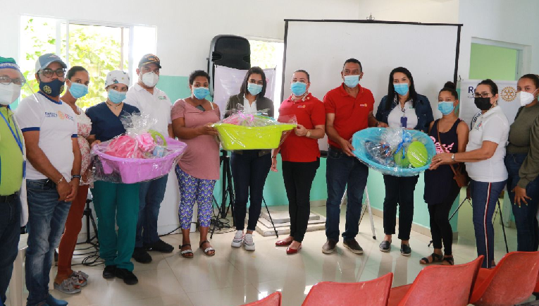 Senaduría de Espaillat y Club Rotario Cayetano Germosén concluyen semana mundial lactancia materna