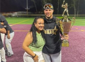 Yogwil Espinal Jugador Más Valioso en Paterson, New Jersey; su equipo Bonao Star se proclama campeón