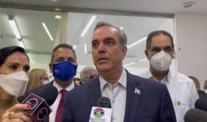 Abinader sobre Operación Falcón: “En este país ya no hay vacas sagradas”; suspende a funcionario apresado