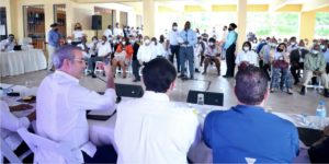 Presidente Abinader promete obras para San Luís, Boca Chica y La Caleta