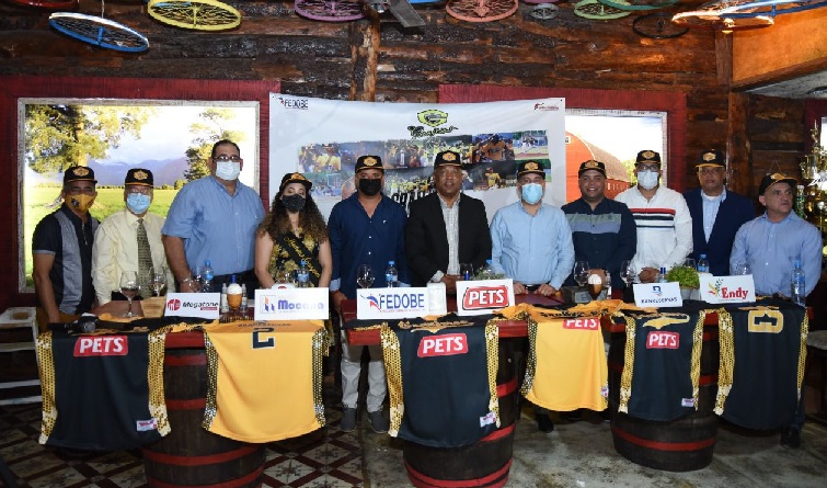 Granjeros de Moca presenta plantel participará en el torneo de béisbol de verano 2021