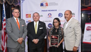 La  Asociación Nacional de Supermercados (NSA) rinde homenaje póstumo a Ramón Aníbal Ramos