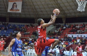 Santa Ana y Juan Pablo Duarte triunfan en inicio torneo baloncesto superior de San Francisco de Macorís