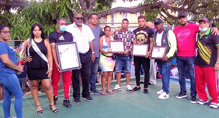 Santiago gana ampliamente cuadrangular nacional de boxeo élite