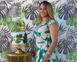 La celebración es doble este sábado y domingo en Playa Caletón; es el feliz cumpleaños de Glennis E. Cabrera