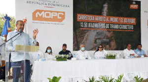Obras Públicas inicia construcción de varias carreteras en María Trinidad Sánchez