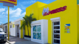 Asaltan mensajero de Caribe Express en Imbert y lo despojan de más de 300 mil pesos