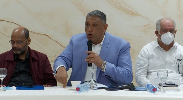 Implementarán registro facial y huellas digitales para extranjeros; multarán por alquiler de vivienda a ilegales
