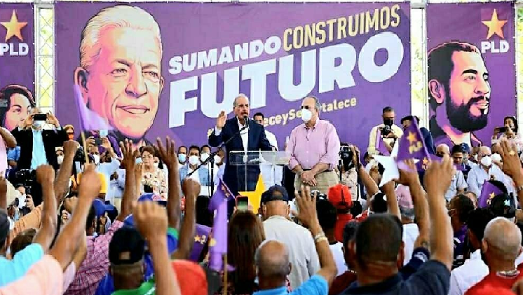 El expresidente Danilo Medina 