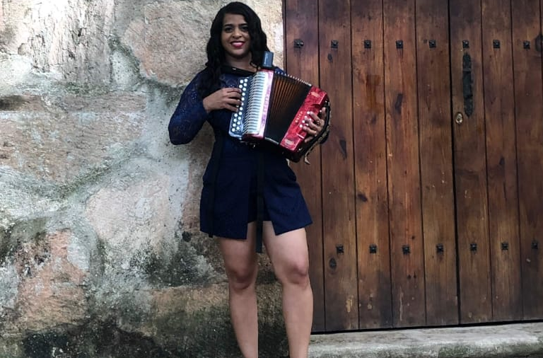 La Doncella Del Acordeón representara a la Republica Dominicana en Colombia