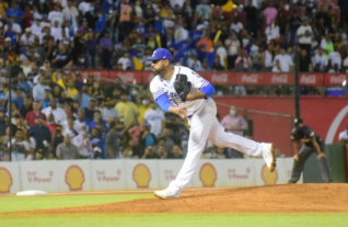 César Valdez es electo MVP y Lanzador del Año Campeonato 2021-22; esta temporada logró triple corona de pitcheo