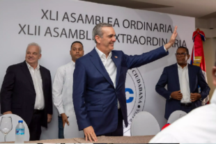 Cuatro partidos ex aliados del PLD proclaman a Luis Abinader como su candidato presidencial