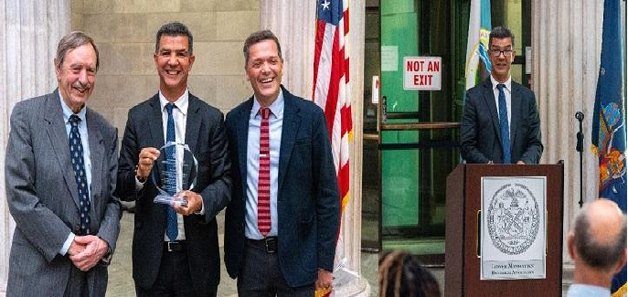 Comisionado DOT-NYC honrado con prestigioso premio 