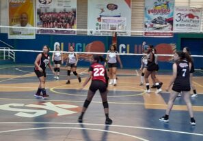 Cluci y Gurabo a juego decisivo el domingo en voleibol Alcaldía de Santiago