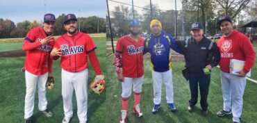 J.G. Autobody y Los Bravos dividen en final softbol North Bergen New Jersey