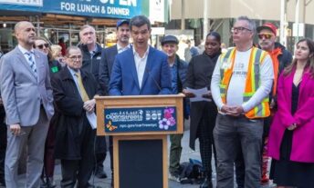 DOT inicia campaña NYC »Atardecer y Oscuridad«; muertes y atropellamientos peatones se han reducido