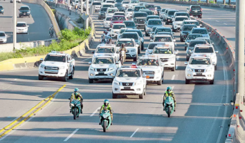 Inician tradicional carreteo desde las 2:00 pm para controlar velocidad de vehículos en las carreteras de regreso a casa