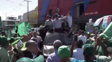 Leonel Fernández afirma en Nagua que la oposición ganará elecciones municipales y presidenciales