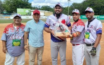 LPR Noticias y LPR News dividen honores Liga de los Sapos 