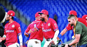 Gran pitcheo de Raúl Valdés le da la victoria a RD ante Curazao en la Serie del Caribe