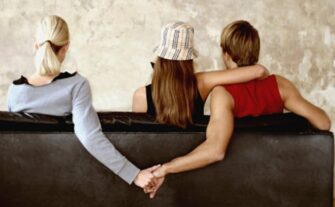 Asamblea NY aprueba proyecto legaliza el adulterio