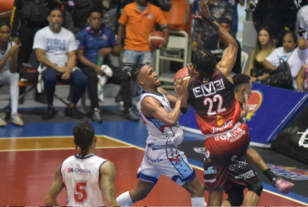 Pueblo nuevo toma ventaja en Serie Final y se coloca a una victoria para conquistar su 10ma. corona basket de Santiago