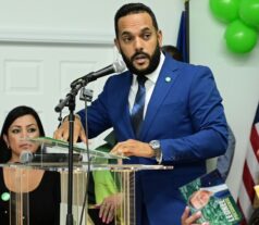 Movimiento “Únete con Leonel