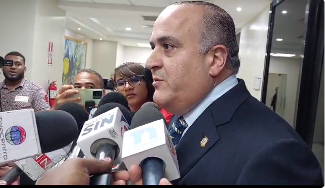 Senador Alexis Victoria arremete contra 