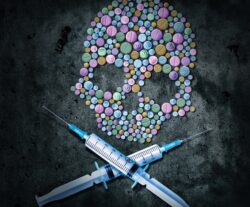 Fentanilo mata más personas al año en NYC que los homicidios, suicidios y accidentes tránsito juntos