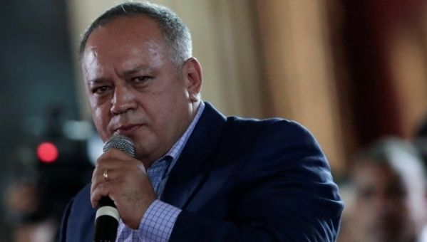 Diosdado Cabello amenaza a RD: «Yo te agarro en la bajadita… nosotros tenemos el petróleo»