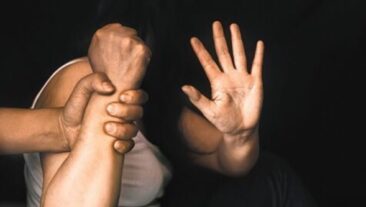 Salen a flote abusos sexuales colectivos en USA; US$320 millones en una demanda