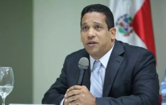 Abinader nombra a Carlos Pimentel titular de Alianzas Público-Privadas; seguirá en Compras 