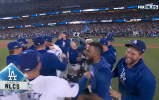 Con jonrón de Teoscar Hernández Dodgers vencen a Padres y van ante Mets por título de la Liga Nacional