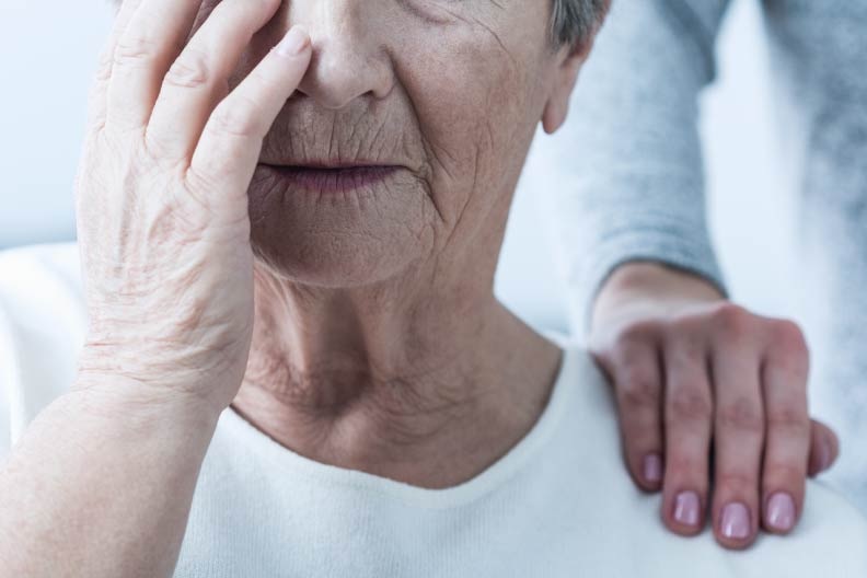 Charla en Alto Manhattan: Alzheimer, prevención, causas y riesgo