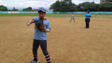 Ruddy Disla avanza a la final béisbol Chino Suazo