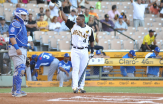 Las Aguilas retiran en ceremonia especial este sábado en el Estadio Cibao el número 4 de Miguel Tejada