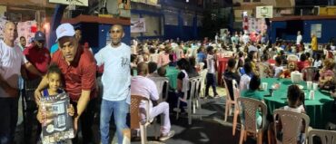 Fundación SOLN agasaja con regalos y cena navideña a 300 niños de Cristo Rey en RD