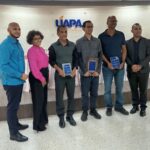 Escritor Eloy Tejera gana premio en concurso de cuentos en UAPA