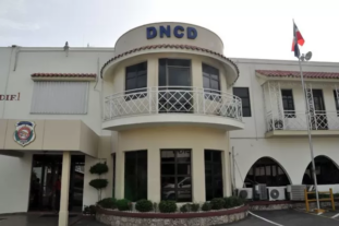 Qué golpe! Interceptan yate en costas de Baní con más de 2 toneladas de cocaína; apresan 3 dominicanos