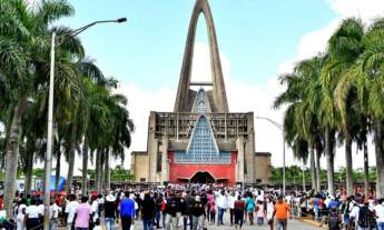 Con diversos actos, dominicanos y haitianos honran hoy a Nuestra Señora de la Altagracia como madre protectora