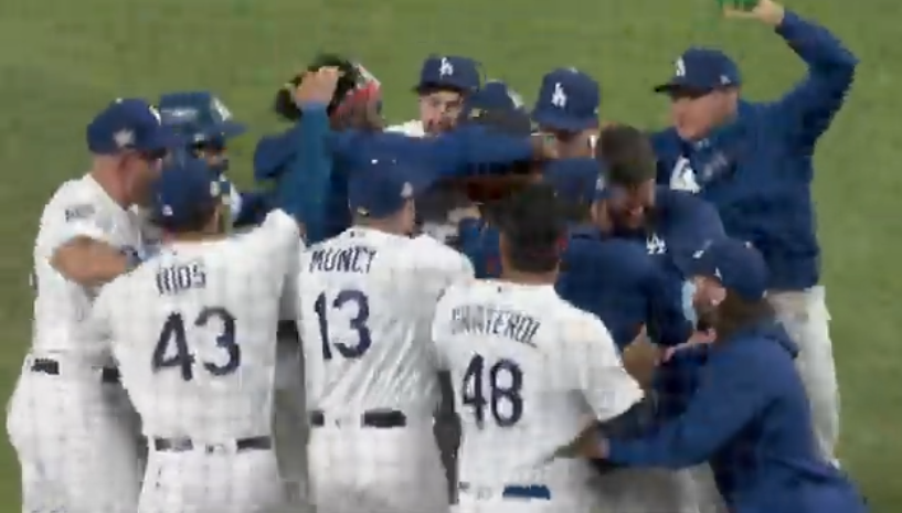 Podrían los campeones mundiales Dodgers de Los Angeles romper récord de victorias en una temporada?