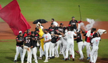 Los Leones vuelven a ganar y ponen a los Tigres del Licey contra la pared en la serie final de Lidom