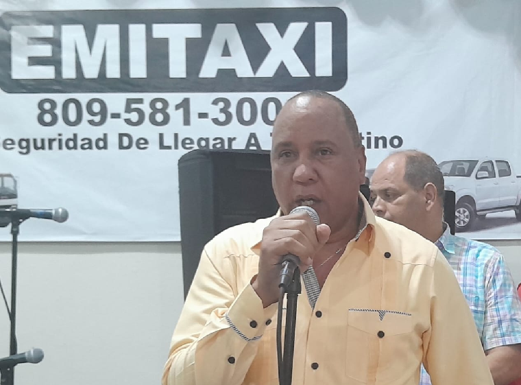 Emitaxi  premia los mejores del XXIII torneo de softbol para empleados