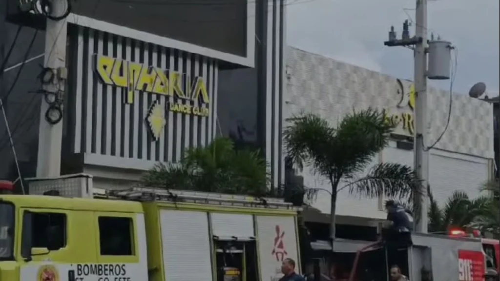 Demuelen la popular discoteca Euphoria, de la Venezuela; construiran nuevo local para seguridad de comensales