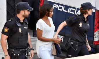 Dominicana mató niño en España mete en problemas a funcionario de la prisión tras darle la arepa a cambio de un celular