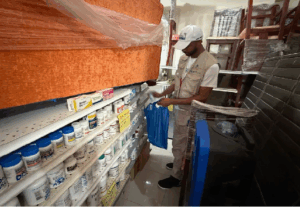 Decomisan más de diez millones de medicamentos en condiciones irregulares en Salcedo