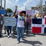 Marchan en Nagua en demanda de agua potable en todos los sectores; exigen ampliación acueducto Km.3