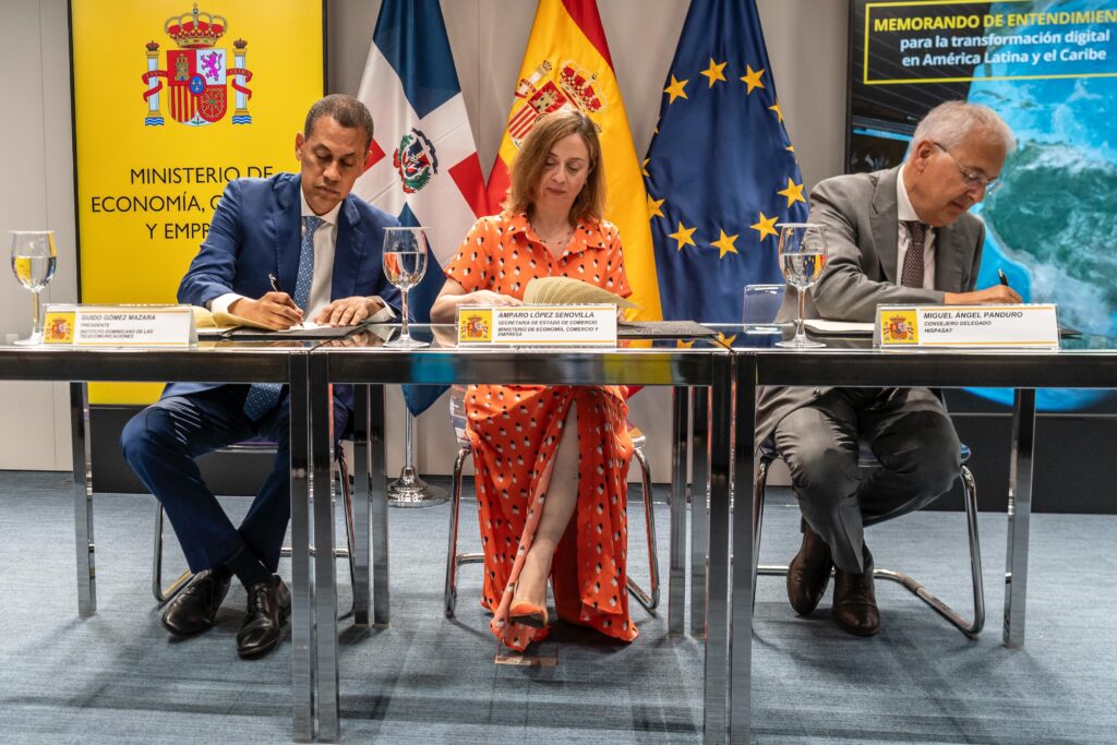 República Dominicana y España impulsan proyecto satelital reducirá brecha digital en zonas rurales