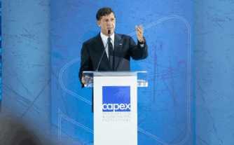 Manuel Estrella llama fortalecer infraestructura urbana de Santiago; afirma está atrasada en más de 20 años a pesar liderazgo