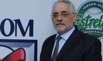 Vitelio Mejía reelegido de manera unánime como presidente Lidom